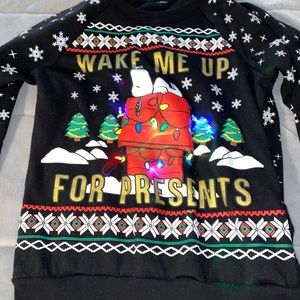 LIGHT UP CHRISTMAS SWEATER! WORN ONCE!